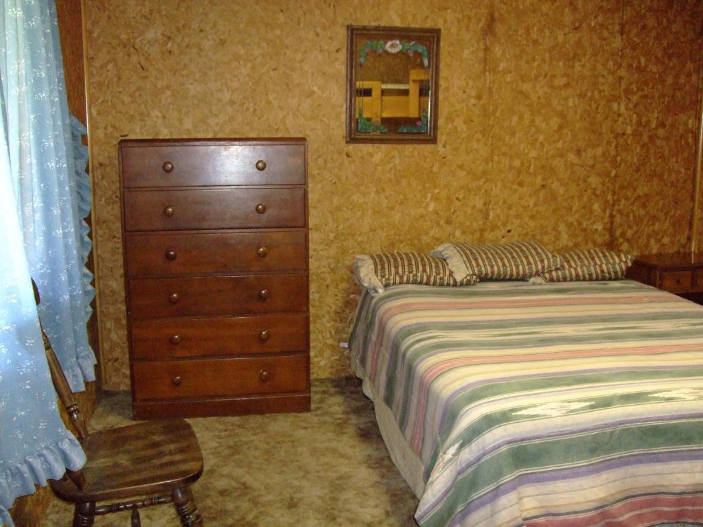 Sierra Bonita Cabins And Rv Park Guadalupita Oda fotoğraf
