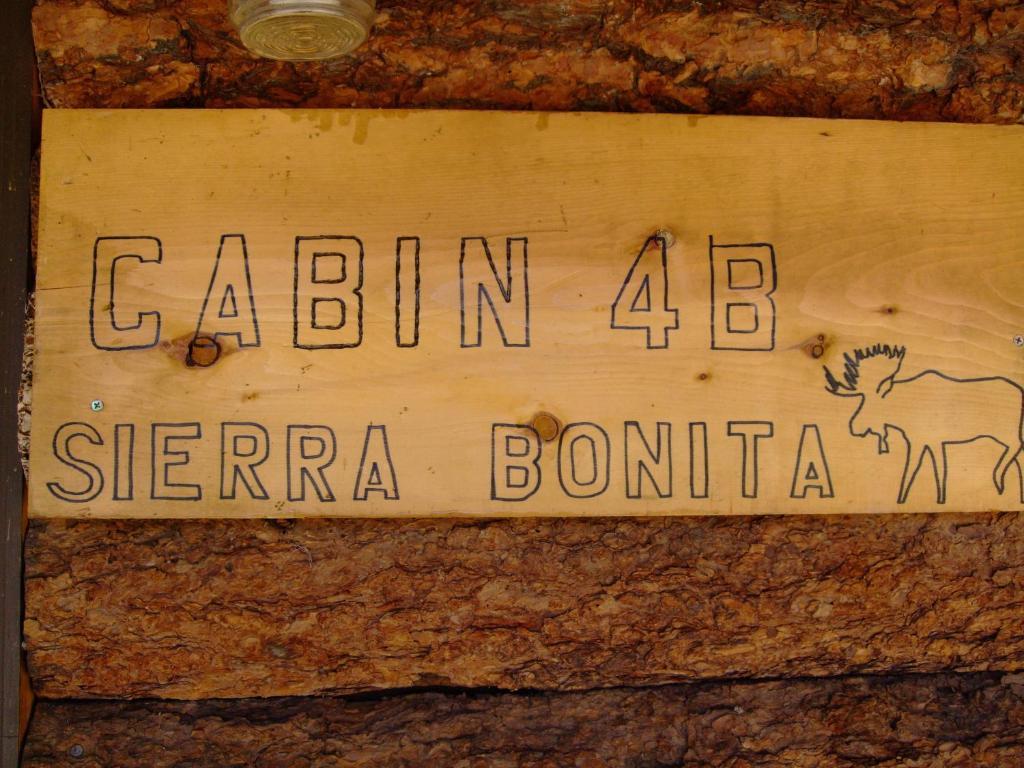 Sierra Bonita Cabins And Rv Park Guadalupita Oda fotoğraf